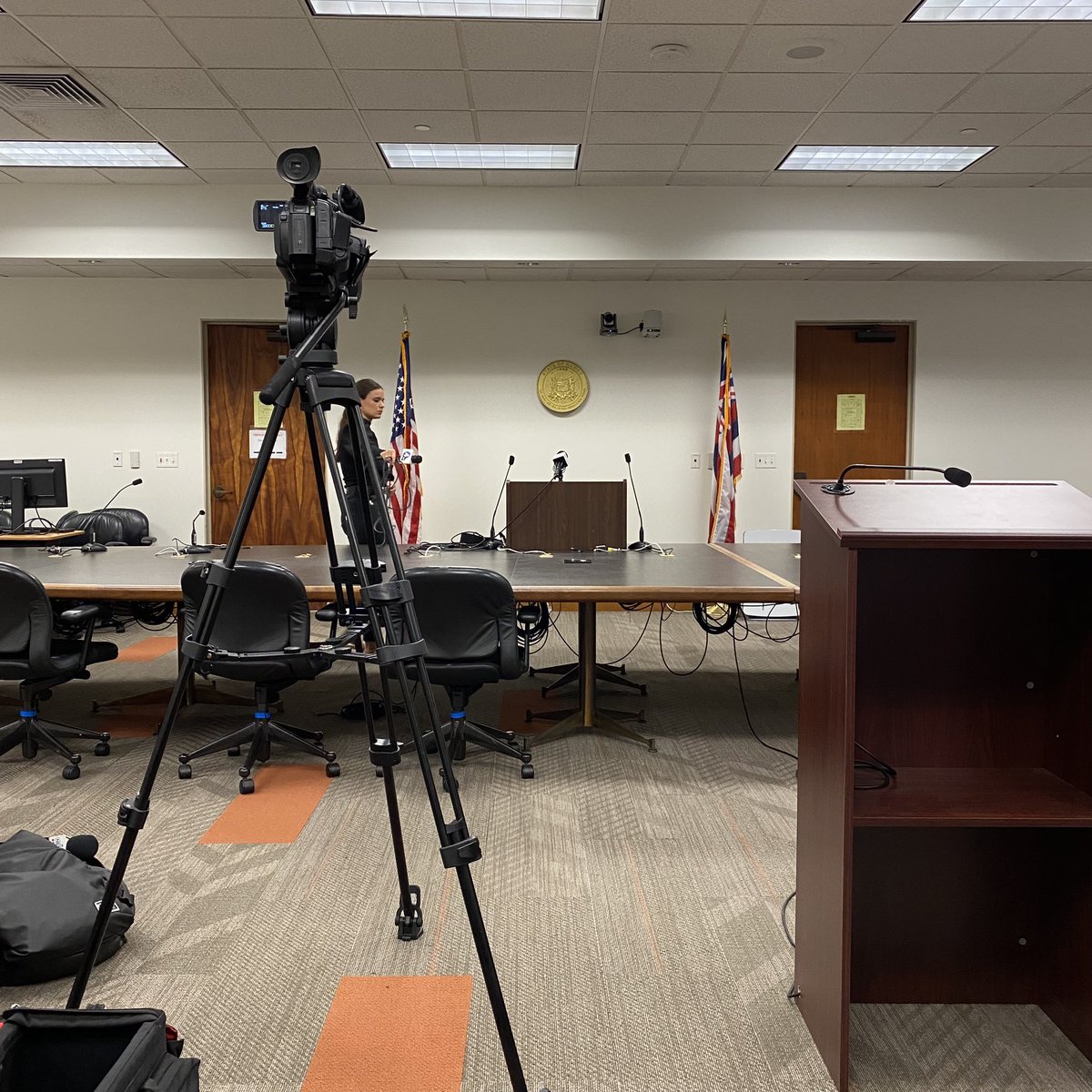 CaseyHarlow's tweet photo. It’s that time of the year again. Rep. Mizuno and Sen. Rhoads are both holding press conferences this morning discussing two measures they’ll be introducing for the 2023 session. That’s in addition to the slew of info committee meetings happening at the Capitol. https://t.co/3ktXBsPLc0