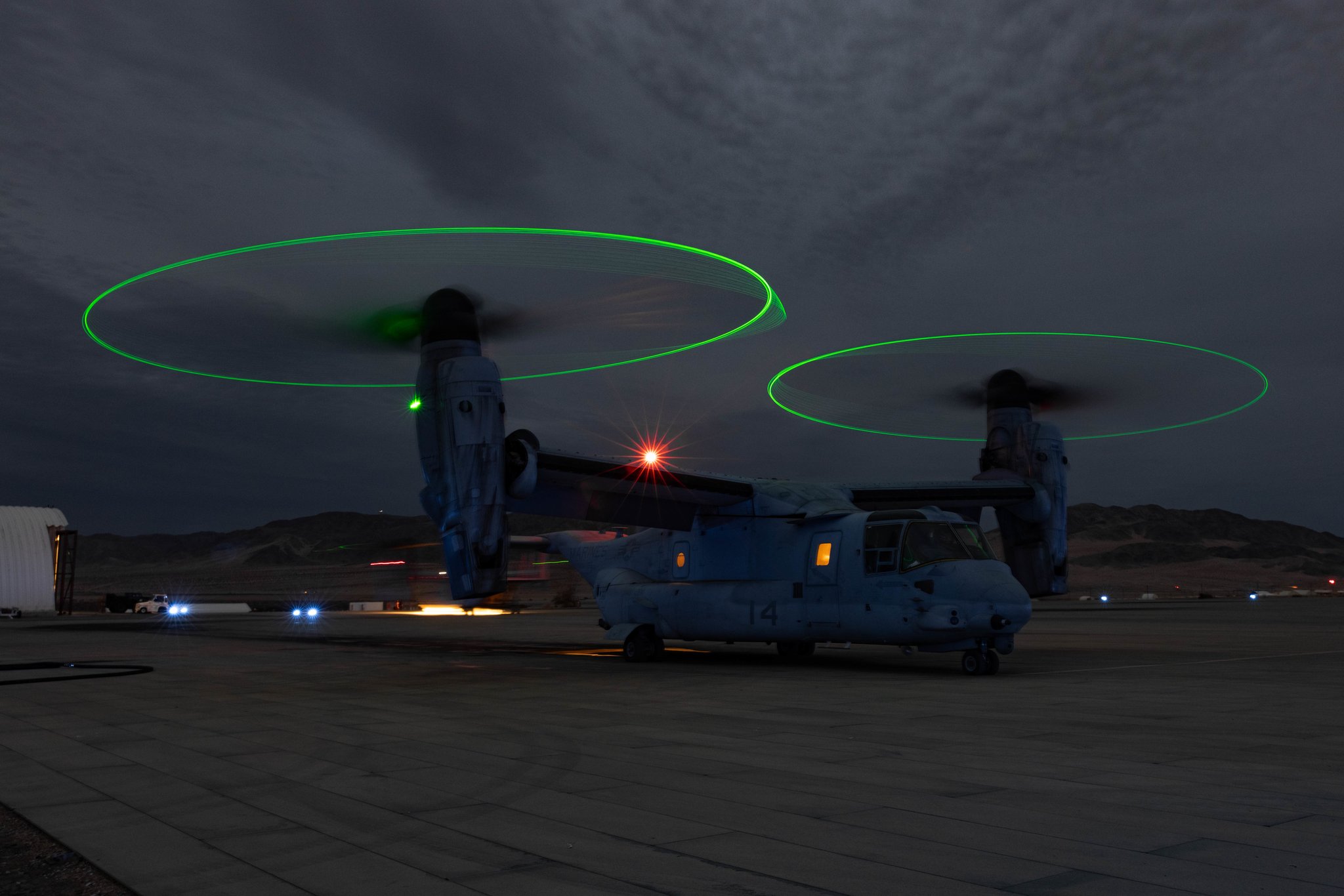 U.S. Marines on Twitter "Marines with the 3rdmaw conduct Forward