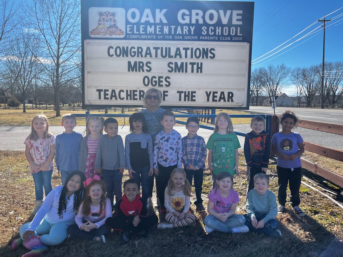 OGEStigercubs's tweet photo. Congratulations to Meredith Smith our 2022-2023 Teacher of the Year! #OGESfamily #TeacheroftheYear https://t.co/Bv48yqLFsF