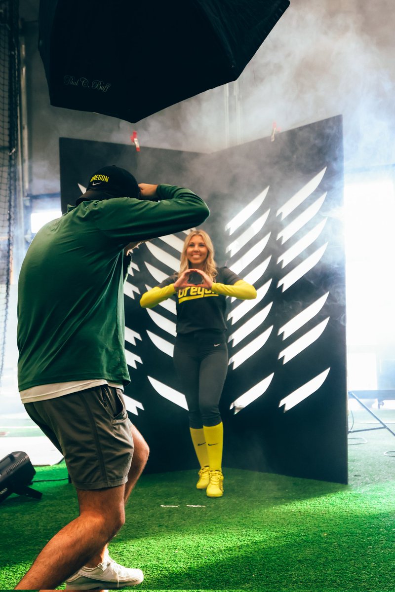 Oregon Softball tweet media