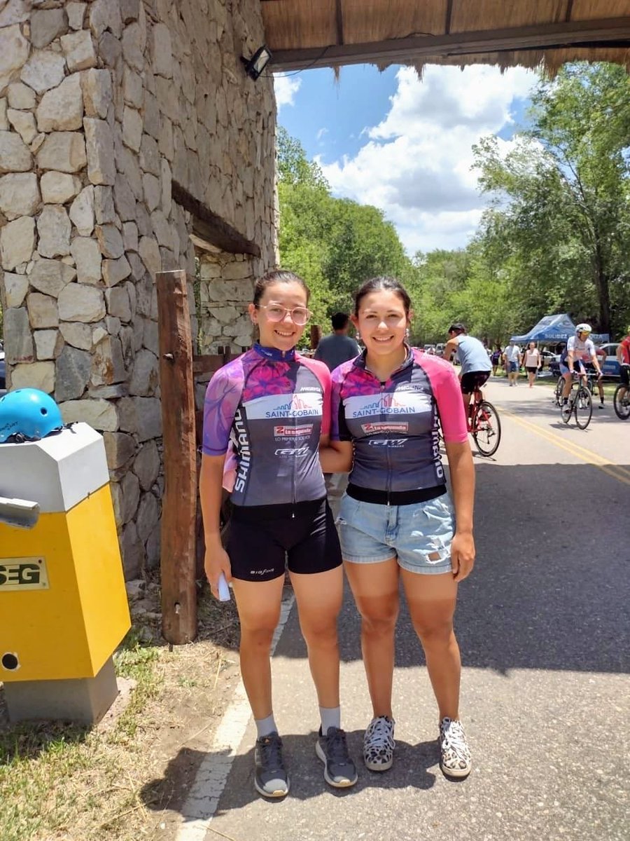 ElLadiesPower's tweet photo. 🙌 Comienzo de año en familia y en lo alto del podio: Eliana y Mayra Tocha, 1-2 en #SanLuis. El mejor arranque de temporada... 🔝 #GoEli #GoMay https://t.co/1Fgl7YEpXI