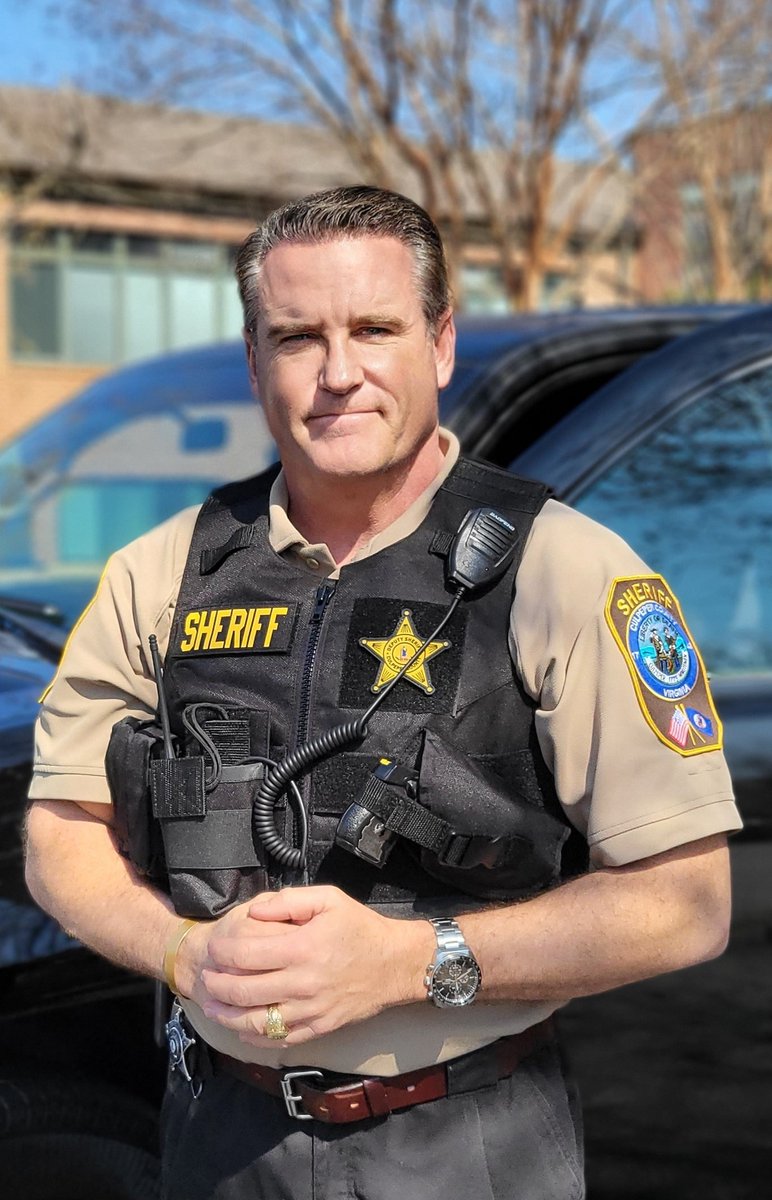 ReevesVA's tweet photo. I send my most sincere gratitude to all of our brave heroes this National Law Appreciation Day. THANK YOU for all you do to protect our nation and citizens! #brycereeves #resultsnotrhetoric #letstalknumbers #nationallawenforcementday https://t.co/xJKx51pOSt