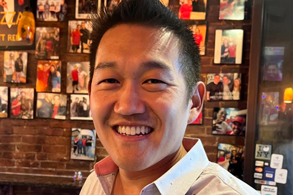 theorycraft_inc's tweet photo. New year... new hire! Welcome Bryan '@baekb' Baek as our recruiting director!

Bryan brings 16+ years of recruiting experience to TC. Previously he was the recruiting director at Bungie, leading a team to support the staffing needs on Destiny and other unannounced project(s). https://t.co/qvrGccKiie