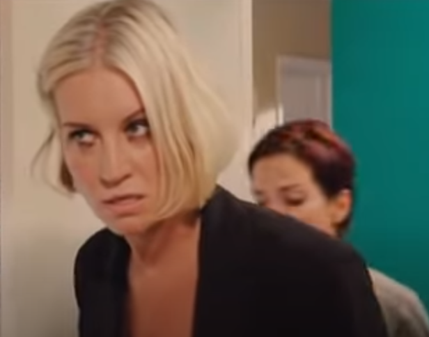 Denise's increasingly unhinged expression conveys so much about this film #CovideoMon #RunForYourWife