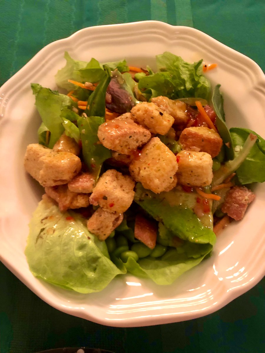 🎉Salad at my parents house #NewYears2023! Butter Lettuce, Sunny Crunch & Baby Spinach make an exciting trio of #greens🥬! #carrot🥕 🌻seeds #edamame🦖 @KensDressing Zesty Italian💚🤍❤️ #asaladaday🥗
