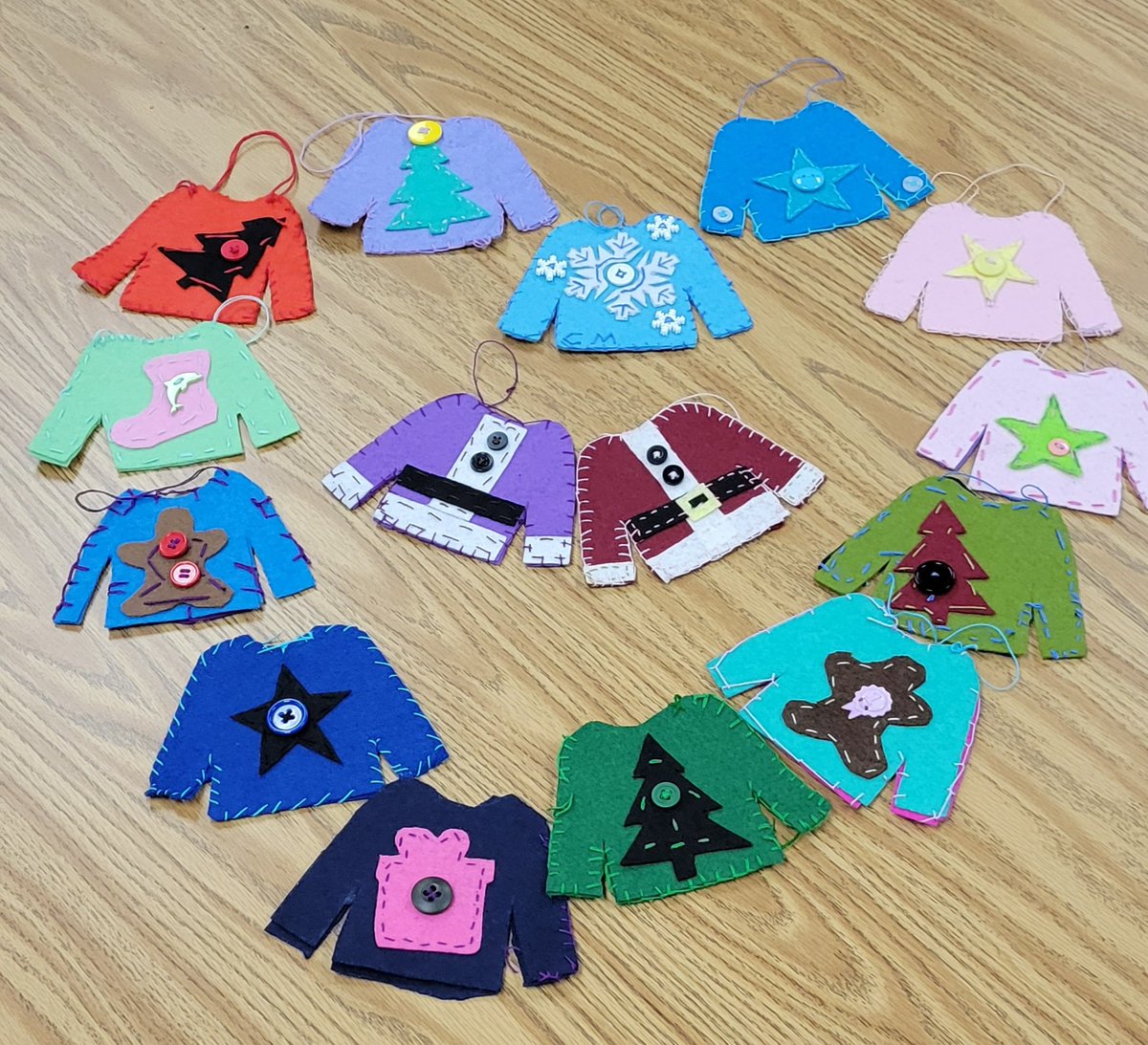 senewby's tweet photo. 8th grade survival sewing unit...Ugly Sweater projects
@Landstownms https://t.co/2tI736ZsPn