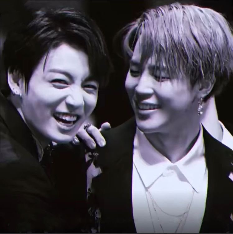Onlyjikook13's tweet photo. – ♡ Jimin el mejor Jungkookista: A thread 

#Jikook #kookmin https://t.co/xNw7E49tsq