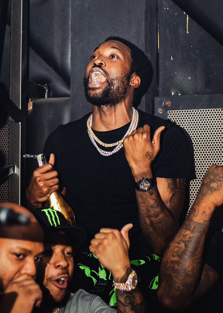 moremoneystudio's tweet photo. Best shots of @MeekMill captured by me @moremoneystudio #MeekMill #shattawalegh #twene_jonas  #blacko https://t.co/L2PjIBgYr8