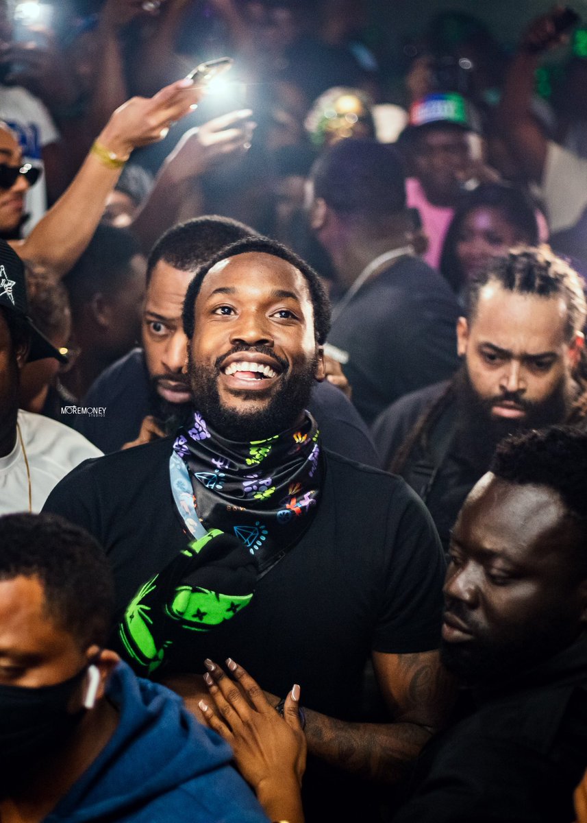 moremoneystudio's tweet photo. Best shots of @MeekMill captured by me @moremoneystudio #MeekMill #shattawalegh #twene_jonas  #blacko https://t.co/L2PjIBgYr8