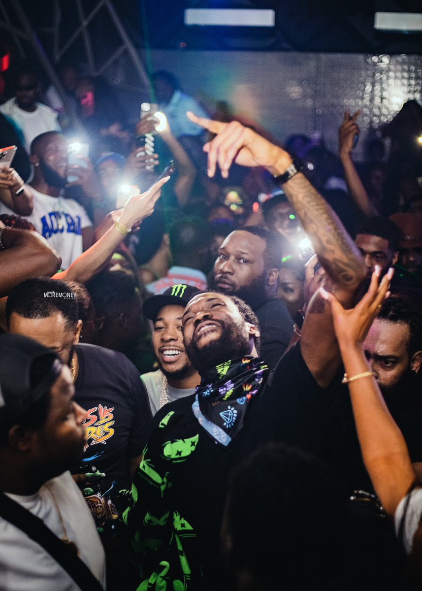 moremoneystudio's tweet photo. Best shots of @MeekMill captured by me @moremoneystudio #MeekMill #shattawalegh #twene_jonas  #blacko https://t.co/L2PjIBgYr8