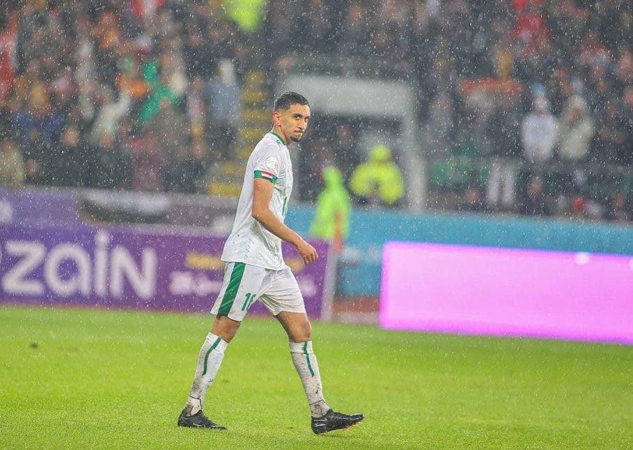 IPBERLIN1's tweet photo. اذا نريد نتأهل🇮🇶 اللعبه الجايه لازم نلعب بلضباب خطة المطر نكشفت 😂😂 الف مبروك لأسود الرافدين #خليجي25_عراقي https://t.co/eKxQjnAobT