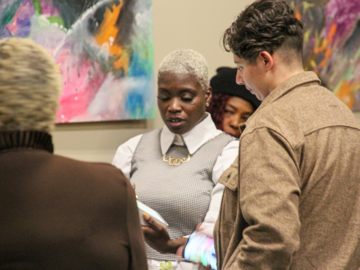 BlackStnLibrary's tweet photo. Here are some photos from the 25th November fundraiser event dubbed #NoneLeftBehind, organized by our partners, The Brotherhood Men's Group with Knowledge Bookstore, Brampton (@Knowledgebooks) and A Different Booklist (@ADFRNTBooklist). https://t.co/khfszLl9WZ