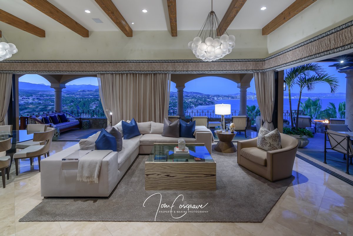 TheCaboChannel's tweet photo. Night Moves

Casita 49, Villas del Mar, Palmilla.  MLS 23-94. Shooting for and just  listed by @CMBuchanan @snellrealestate https://t.co/AMmEzeUTFR