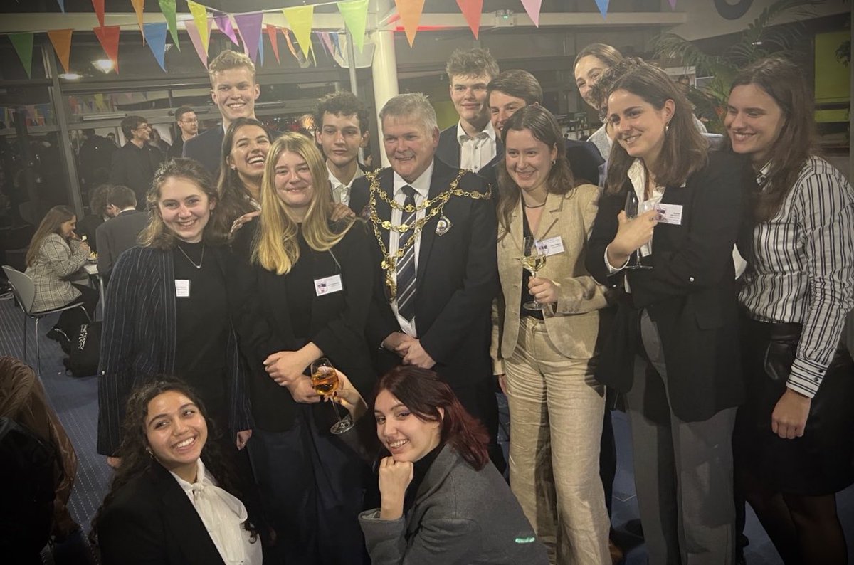 Mark Cadwallader (@cadwmark) on Twitter photo <a href="/PortHour/">PortHour</a> big thanks to <a href="/UniSouthWales/">University of South Wales</a> #newport partners who made last week’s <a href="/eurosim23/">EuroSim 2023</a> international conference such a great success ... <a href="/NewportCouncil/">Newport City Council</a> <a href="/ICCWales/">ICCWales</a> <a href="/NewportBus/">Newport Bus</a> <a href="/NewportMarketUK/">Newport Market</a> <a href="/PortHour/">PortHour</a> big thanks to <a href="/UniSouthWales/">University of South Wales</a> #newport partners who made last week’s <a href="/eurosim23/">EuroSim 2023</a> international conference such a great success ... <a href="/NewportCouncil/">Newport City Council</a> <a href="/ICCWales/">ICCWales</a> <a href="/NewportBus/">Newport Bus</a> <a href="/NewportMarketUK/">Newport Market</a>