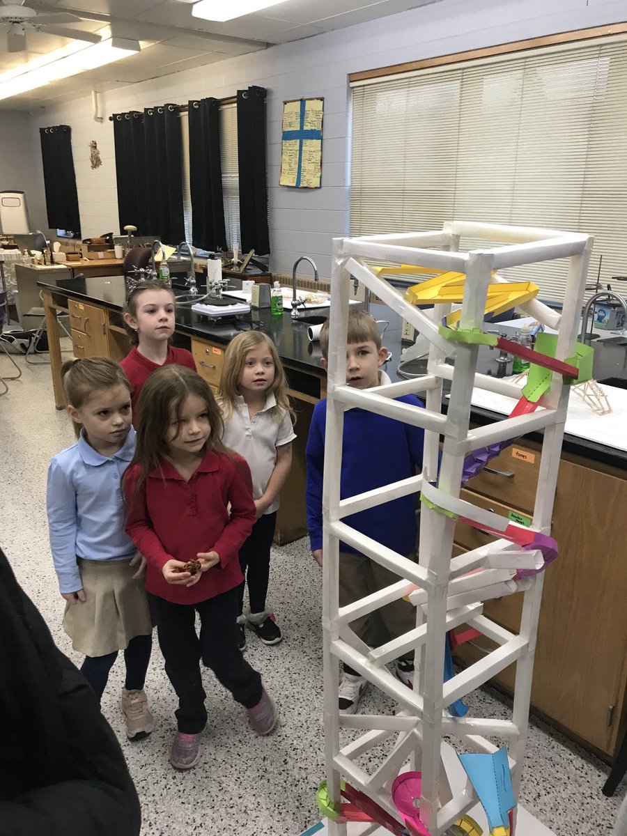 NicholsonTonya's tweet photo. Fun day with the kindergarten in physics today. #smarties #howfastdoesitgo #boscoscience https://t.co/UZAu3ewsjD