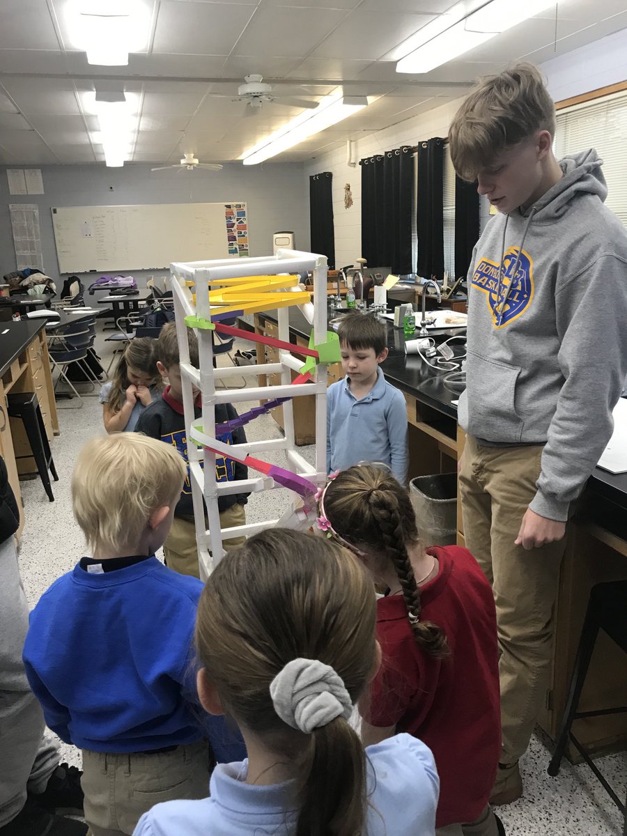 NicholsonTonya's tweet photo. Fun day with the kindergarten in physics today. #smarties #howfastdoesitgo #boscoscience https://t.co/UZAu3ewsjD