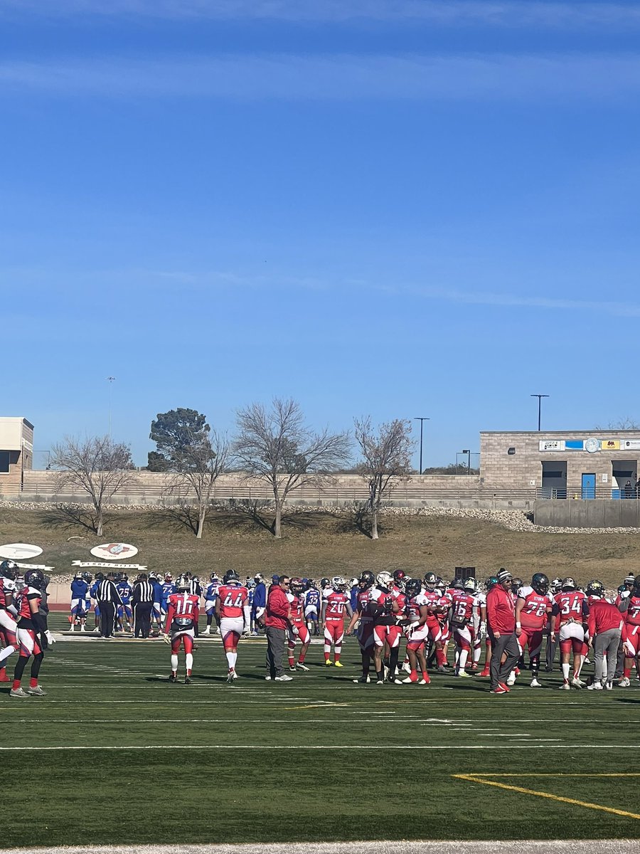 _AnthonyISD's tweet photo. Congratulations to Anthony High School senior Raymond Hernandez for representing Anthony ISD at the Greater El Paso Football Showcase over the holiday break! 👏
Photo courtesy: Raymond Hernandez and Sandra Espinoza https://t.co/7Mb8f1E1m9