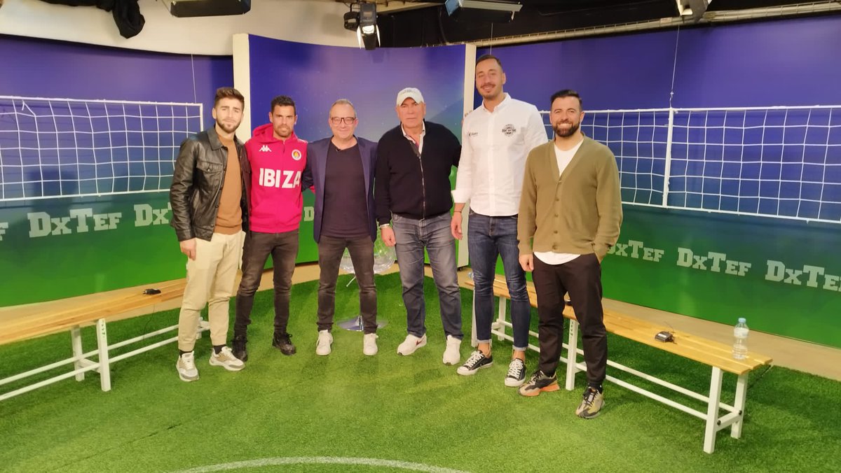 Arranca DxTEF 2023 ⚽️🏀🤘🏻

🔴 22:00h 🔴 
🎙️ <a href="/pacosamuperez/">Paco Pérez Pérez</a> amb <a href="/labichampion/">labi</a> <a href="/Ercatorce/">ernesto espinosa</a>