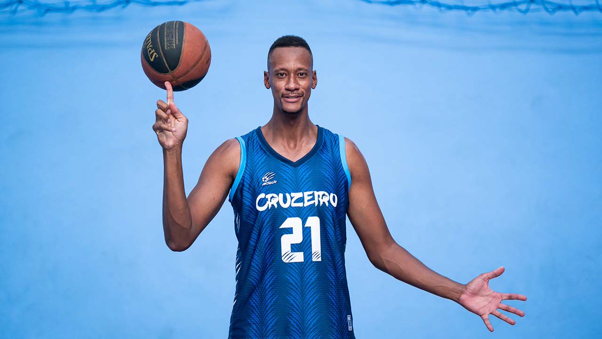 PZeiroNoticias's tweet photo. ⚠️ ÚLTIMA HORA: O Cruzeiro vai disputar o Campeonato Brasileiro de Basquete deste ano. A Confederação Brasileira de Basquetebol (CBB) divulgou os dez clubes que disputarão o torneio, espécie de "divisão de acesso" do Novo Basquete Brasil (NBB).

⛲️ Superesportes https://t.co/OLghKoDvRT
