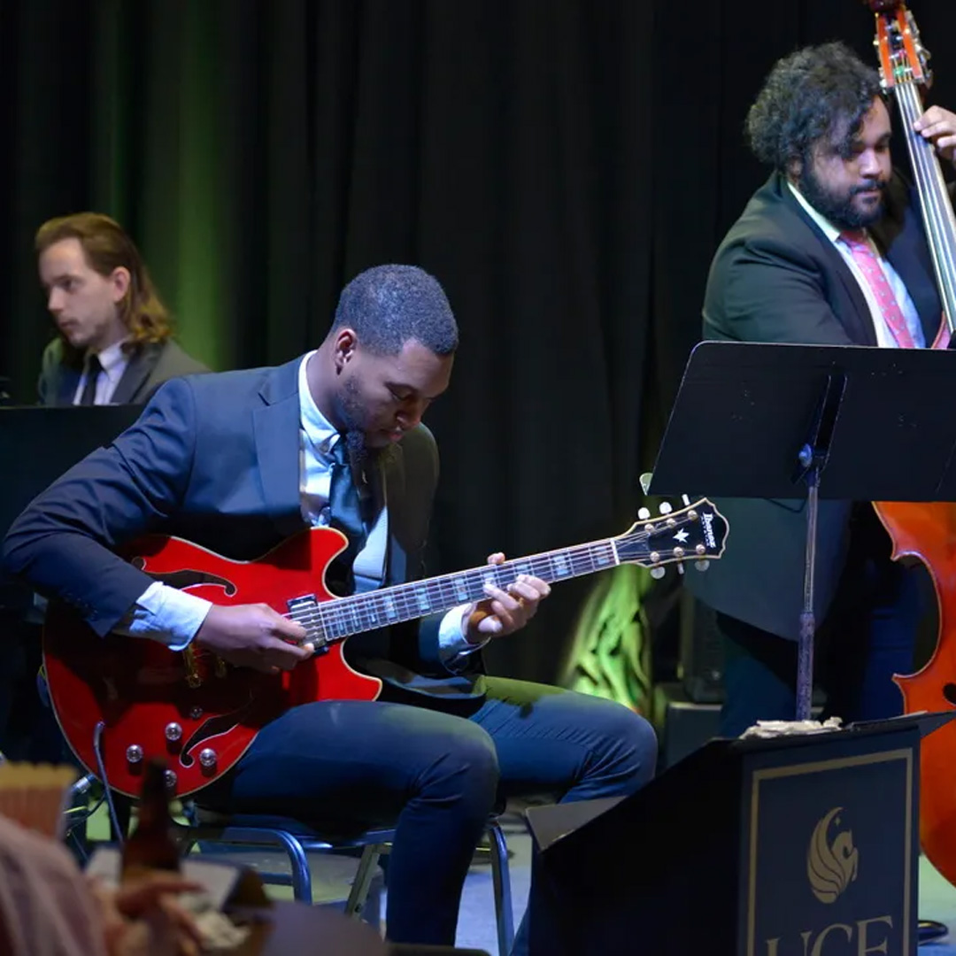 CFjazz's tweet photo. Featuring the finest jazz performers from @UCF and led by program director and accomplished saxophonist Jeff Rupert, UCF’s Flying Horse Big Band will perform on Feb 12 at 3pm @bluebambooarts. Tickets: https://t.co/hm5N5o8HsL https://t.co/zC8zTiEk5y