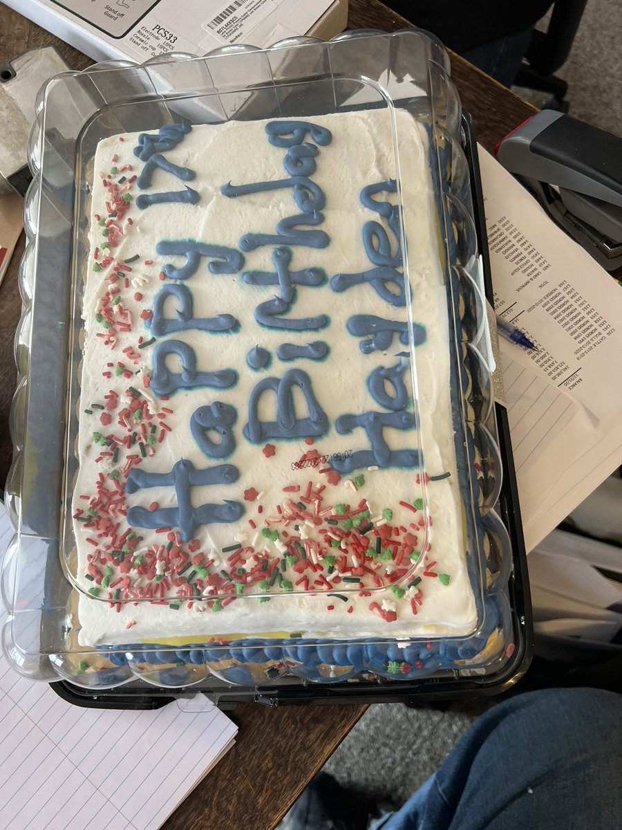 illogicalville's tweet photo. A big shout out to @KingSoopersNews  for the top notch cakes coming out of their store bakeries.  I’m pretty sure I could have trained one of my cows to do a better job.  And yes those are Christmas sprinkles on this birthday cake. https://t.co/xbF1RZUbZv