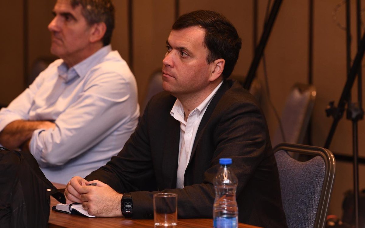 GHandballSummit's tweet image. 📸 | We finally made it into the last day of the #GHS2023 Check out some of the best pictures of DAY 5!

🗣Sergio Sanchez, Carlos Ortega &amp;amp; Anselmo Ruiz de Alarcón 

#GlobalHandballSpeakers
#GlobalHandballSummit