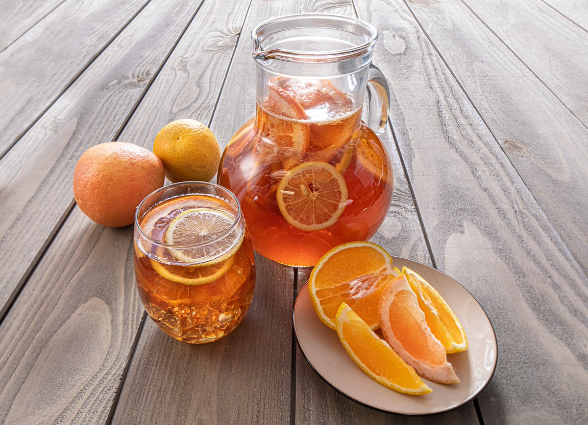 freshfromFL's tweet photo. Sweeten up your week with Florida Citrus Tea! https://t.co/On2RPXHonO
#freshfromflorida #floridaagriculture #floridacitrus #citrustea #drinkrecipe #oranges #floridaoranges https://t.co/qkNyxs8Ysr