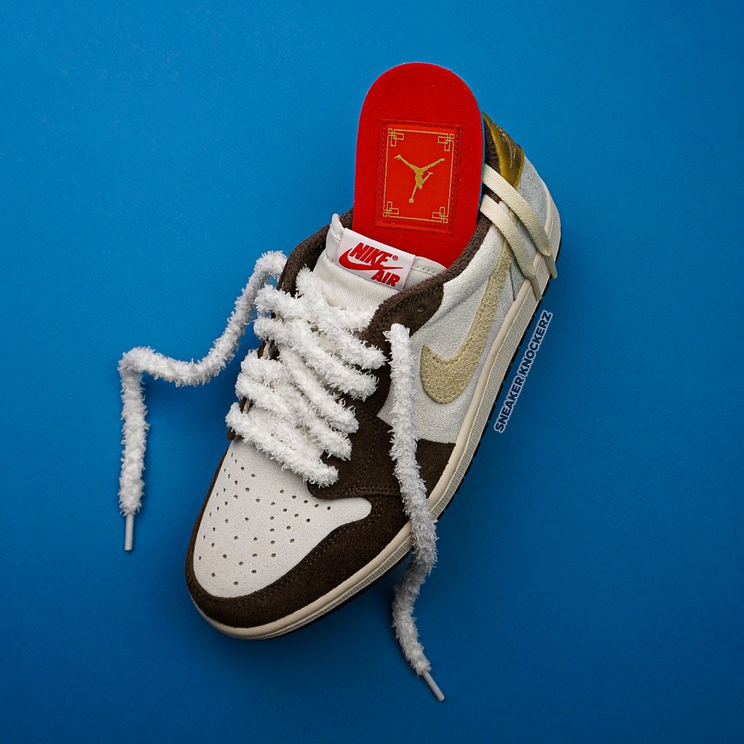 JustFreshKicks's tweet photo. Air Jordan 1 Low OG “Year of the Rabbit” Coming Soon 🐇🧧 https://t.co/XTyvXp40bW https://t.co/7iRKkKX6w4