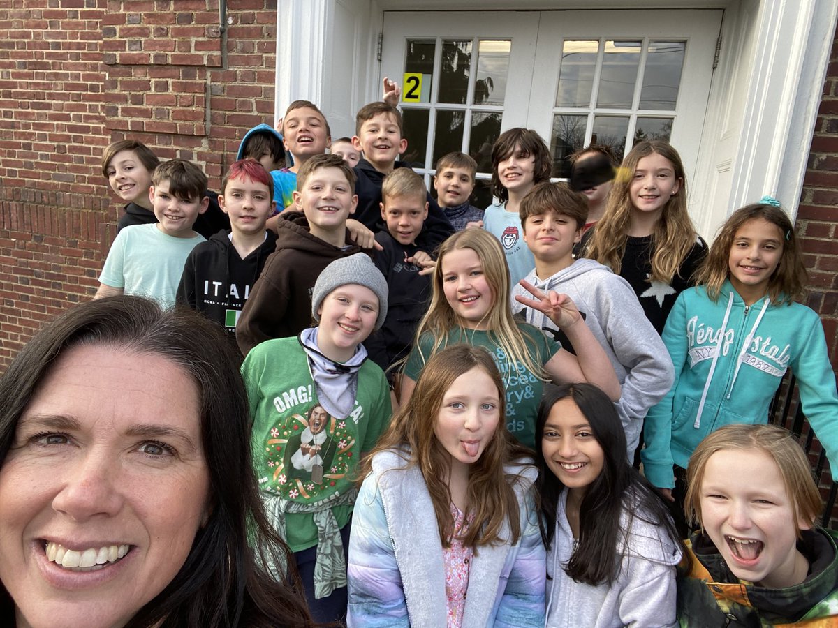 Allison Hamer (@betterwithabook) on Twitter photo Monday Morning Run <a href="/HopewellES/">Hopewell Elementary School</a>…can’t think of a better way to start the week 🏃🏻♀️ 🏃🏻♂️ #5Hers Monday Morning Run <a href="/HopewellES/">Hopewell Elementary School</a>…can’t think of a better way to start the week 🏃🏻♀️ 🏃🏻♂️ #5Hers