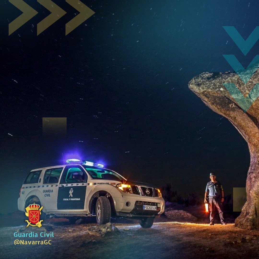 NavarraGC's tweet photo. 👉Te deseamos una noche de descanso reparador y agradable.

Nos encargaremos de mantener tu #seguridad mientras duermes.

¡Que tengas una feliz noche! 🌛💙 #BuenasNoches #Navarra https://t.co/rP1iKFUbnd