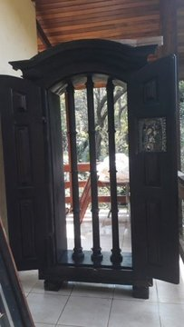 Ary_AntiPT's tweet photo. @LRobertoBarroso 

@LRobertoBarroso @Alexandre 
#Urgente 
R$ 5.000,00
Tratar com o Maradona o Caseiro do presidente Lula no Sitio de Atibaia

Janela de madeira com Vitral  https://t.co/xM454UoGGl 
Élcio Vieira 
Atibaia - São Paulo
(11) 96761-2724
A/c do @MPF_PGR e @Policia Fedral https://t.co/Mko62l9t8I