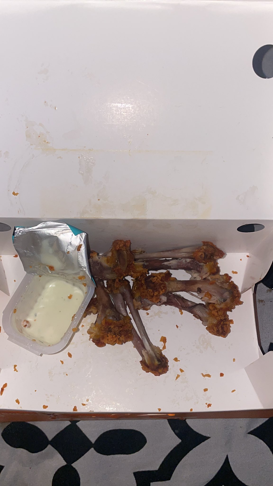 7.5/10 recommend to get the buttermilk ranch with it!! 💯 https://t.co/2ni3z10rTF