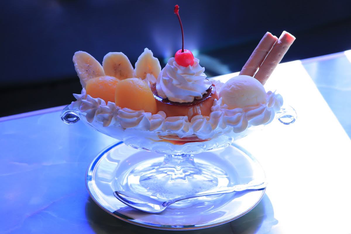 本日より新メニュー「プリンアラモード」「バナナサンデー」が登場