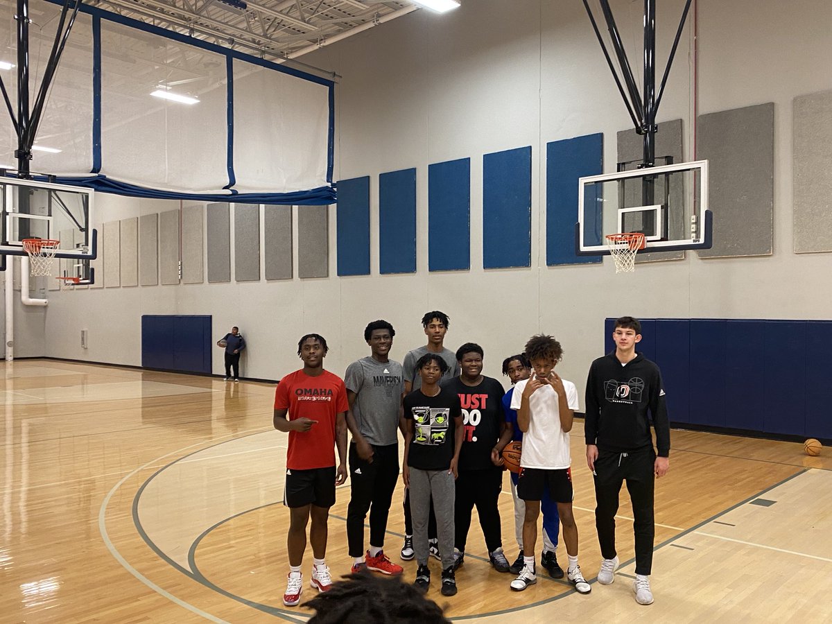 CoachCrutchUNO's tweet photo. Great time with the kids at Northstar tonight. Big energy in the building!!! https://t.co/AQDHJ32iYJ
