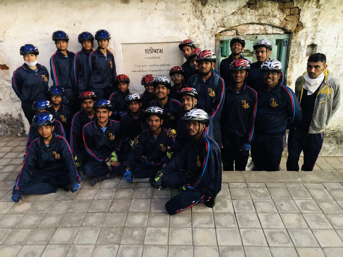 manavmahida91's tweet photo. #sabarmaticyclerally                                  Today we did meditation in the place which Mahatma Gandhi stayed at night in Kareli now moving towards Bharuch. @PMOIndia @CMOGuj @HQ_DG_NCC @NCC_Dte_Gujarat @ADevvrat @ArvindKapoorTYG https://t.co/iYBWvHSwHN