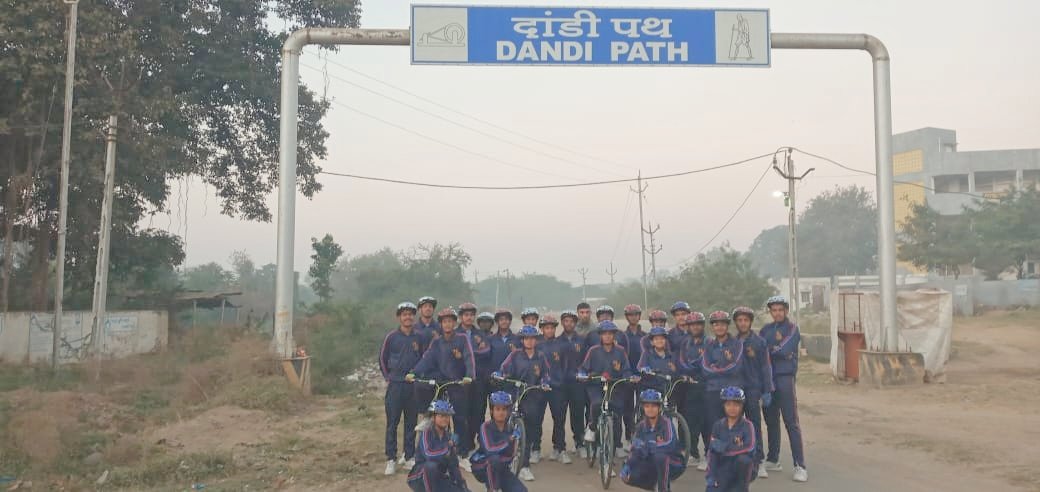 VISHALT81422515's tweet photo. #Sabarmaticyclerally 
Jay Hind🇮🇳
Good Morning 🌄
@adgpi @ArvindKapoorTYG 
@BSF_India 
@CMOGuj 
@GovernorofGuj 
@HQ_DG_NCC 
@IAF_MCC https://t.co/7RQ6gXLrte