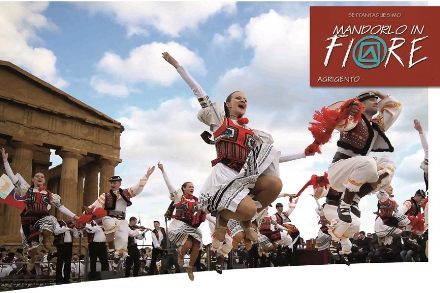 🇮🇹シチリア島アグリジェント『アーモンドの花祭り ２０２３🌸💃』3/5～12　特産であるアーモンドの花が咲く３月初旬に、春の訪れを祝う。それに合わせ世界平和を願い世界民族舞踊祭が開催されます♪ #FestaDelMandorloInFiore
👉euro.typepad.jp/blog/2023/01/s…
➡イタリアのホテル：euro-tour.co.jp/luxury-hotel/i…
