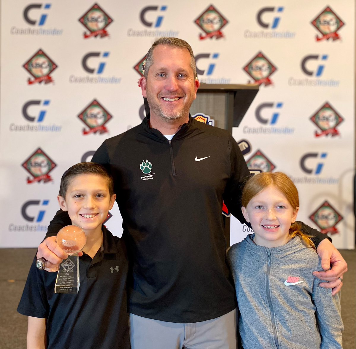 Tyler Kincaid tweet media