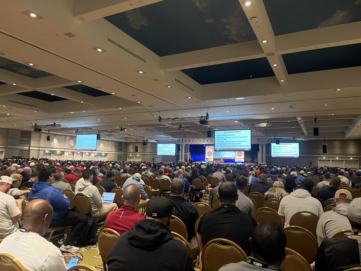 Tyler Kincaid tweet media