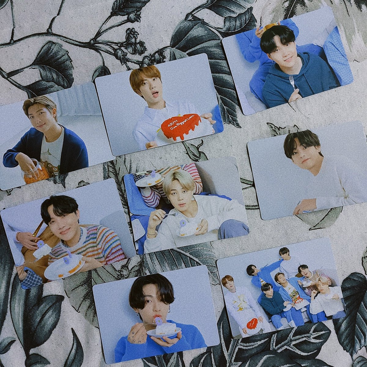 Hoje chegou a CEG desses photocards lindinhos dos meninos. 💙