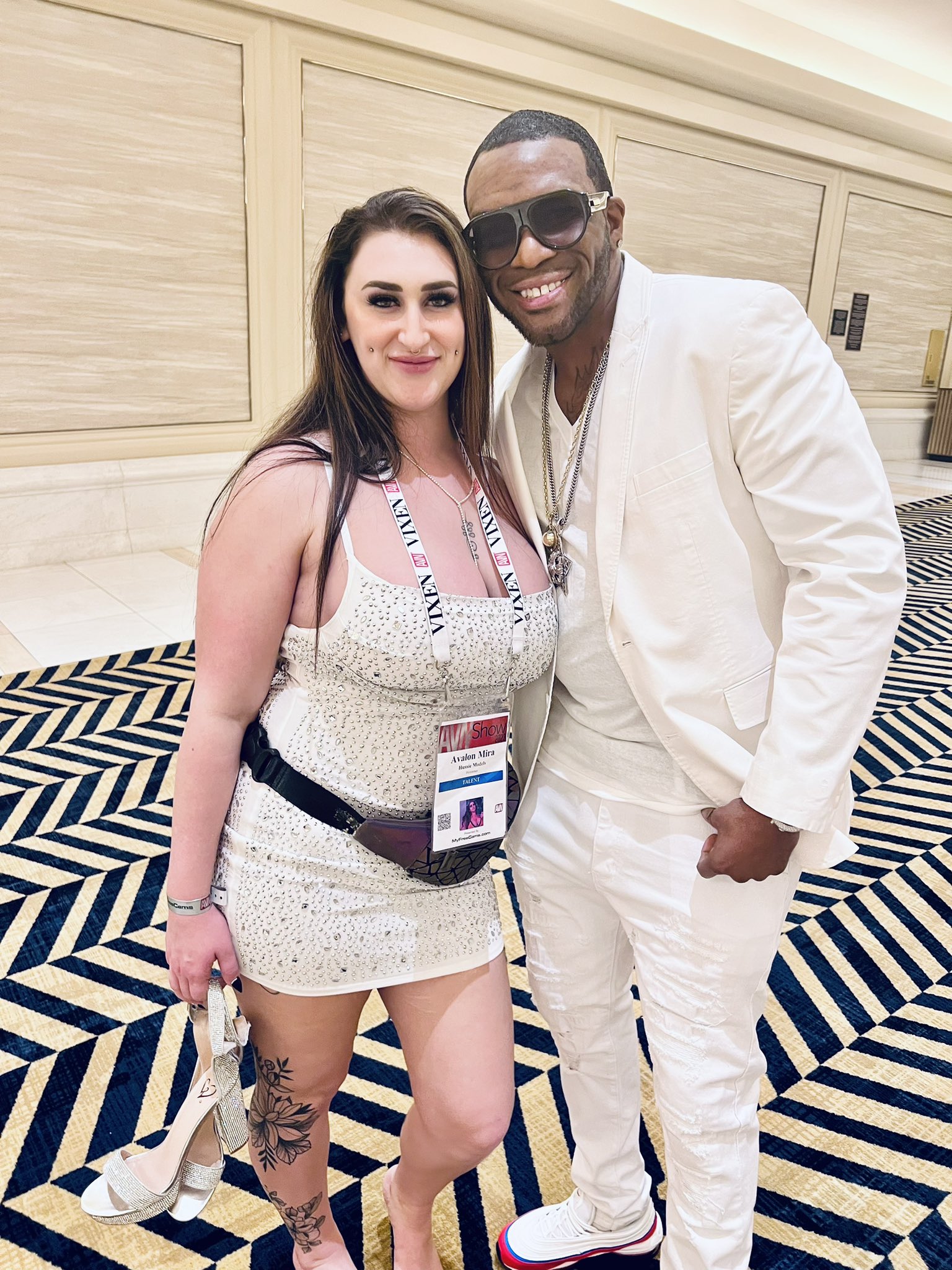 TW Pornstars - 👑 MAJOR WORK! 👑. Twitter. At @avnawards 2023 all white