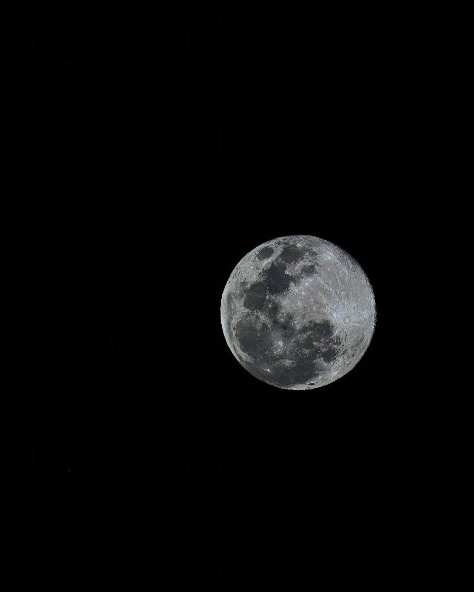 🇨🇷
La primera 🌕 del año! La del lobo 🐺
.
.
.
.
.
.
.
#costarica #newpost #liketime #puravida #justgoshoot #moon #wolfmoon #thisiscostarica #space #costaricacool #descubrecostarica #night #like #photooftheday #picoftheday#costaricaphoto #moonshine #moonphotography