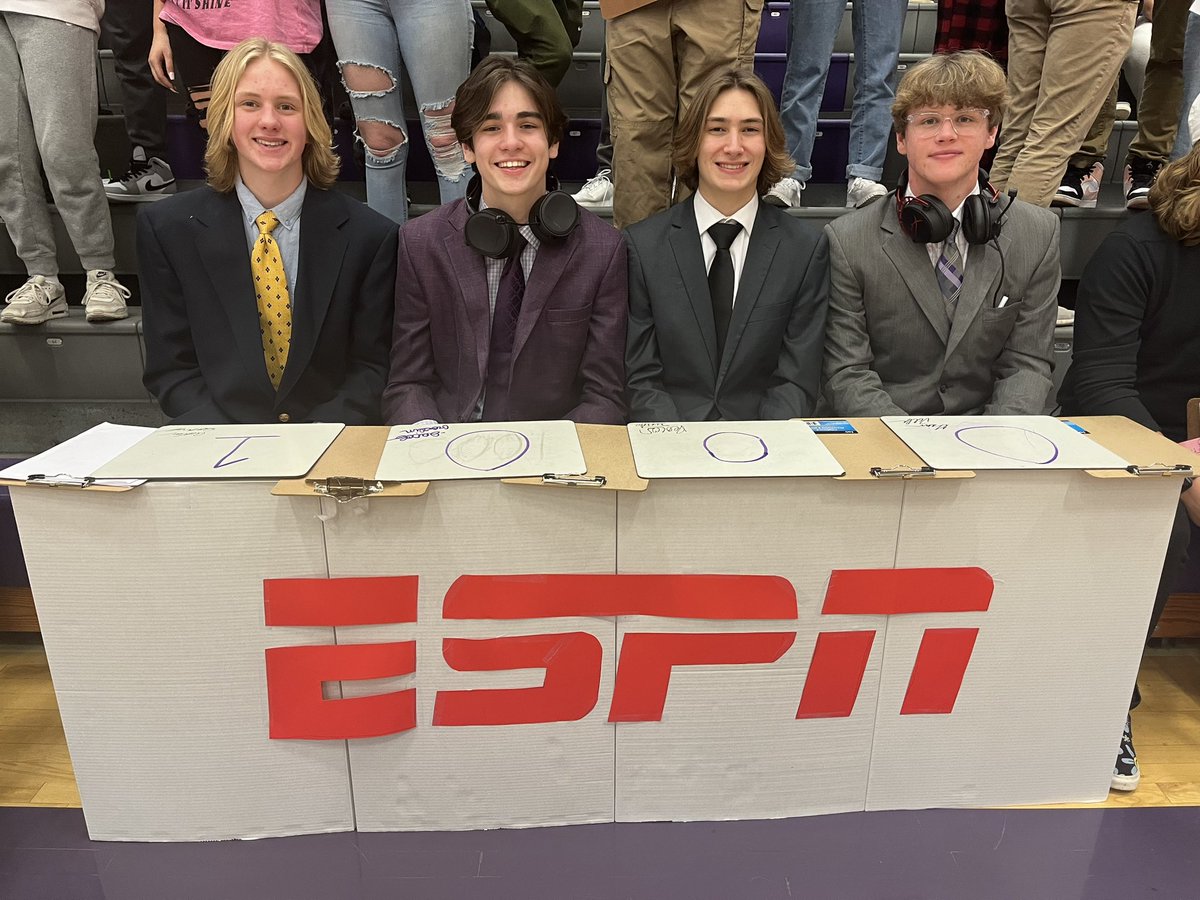 Kim Meadows (@kimmeadows_phs) on Twitter photo Congratulations to Chase Runyon who scored his 1,000th career point tonight against White House Heritage. Chase is always a class act. We are so proud of you!!! Check out our ESPN โreporters!โ ๐คญ ๐๐๐ <a href="/PrincipalofPHS/">David E. Woods, Ed.D.</a> <a href="/PortlandBoysBB/">PHS Boys Bball</a> Congratulations to Chase Runyon who scored his 1,000th career point tonight against White House Heritage. Chase is always a class act. We are so proud of you!!! Check out our ESPN โreporters!โ ๐คญ ๐๐๐ <a href="/PrincipalofPHS/">David E. Woods, Ed.D.</a> <a href="/PortlandBoysBB/">PHS Boys Bball</a>