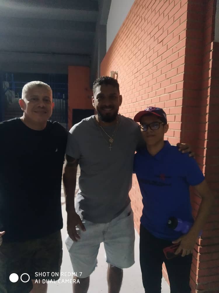 hoy con todo @danry99oficial 💪🦈