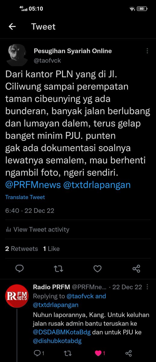 Hampir 3 minggu yg lalu teh da saya sempet minta tolong ke @PRFMnews, udah diterusin juga, cuma masih belum ada pergerakan gercep dari @dishubkotabdg sama @DSDABMKotaBdg  mengenai PJU sama jalan rusak di depan PLN Jl.Ciliwung ini teh euy. Colek lagi @txtdrlapangan 🙂