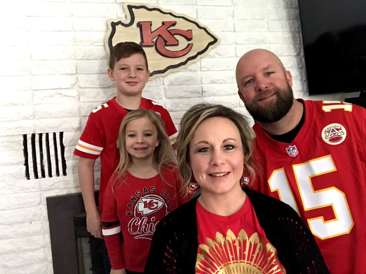 Kara Warren tweet media