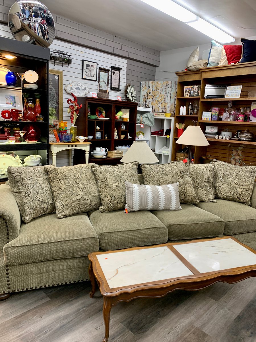 ALCVThriftShop's tweet photo. ❇️ Happy 2023!  Re-opening tomorrow with a store full of new merchandise!
❇️ Bargain Box Thrift Store Specials 1/10-1/14
❇️ Open Tuesday thru Saturday, 1-4pm
#localthriftstore #sanclemente 
#supportchildreninneed #supportfamilies  #scsmallbusiness https://t.co/YFL3htf6OD