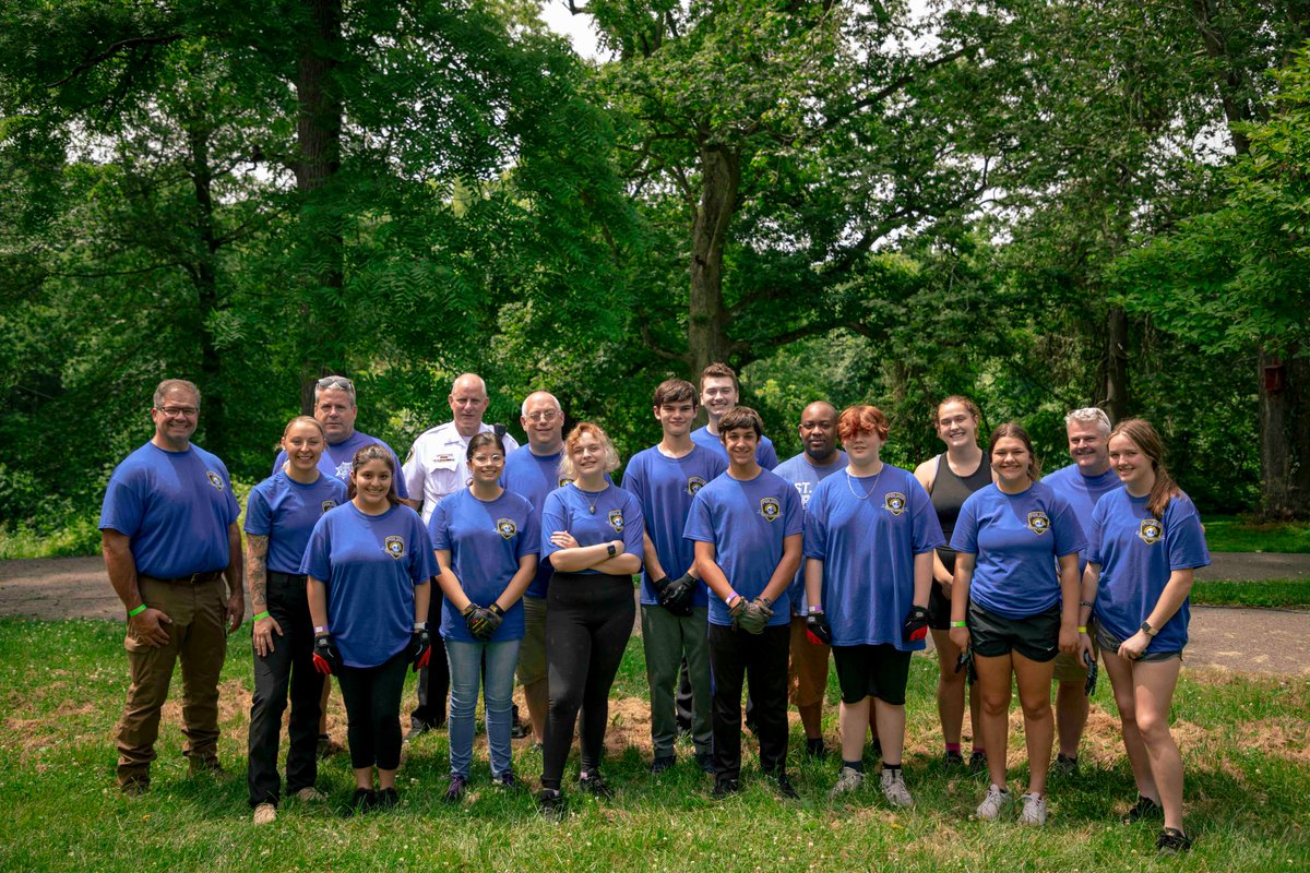 Happy Law Enforcement Appreciation Day from the City of Maryland Heights! This day highlights the extraordinary work that law enforcement officers do. We appreciate everything that members of <a href="/MHPolice/">Maryland Heights PD</a> do for our community - thank you so much!