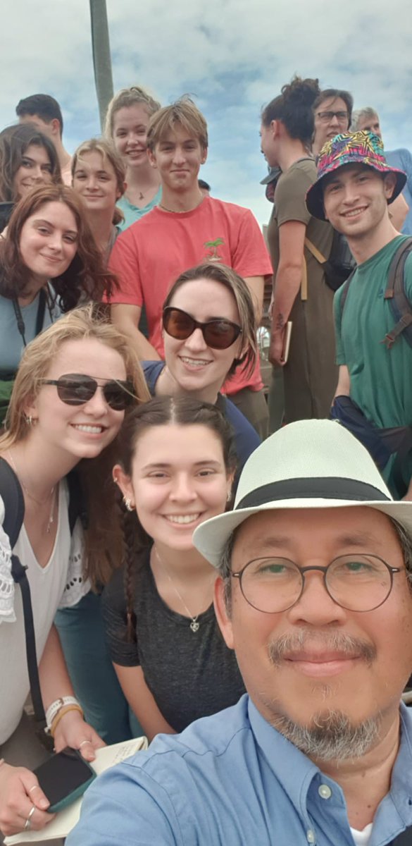 MuslimMuin's tweet photo. Senang sekali Indonesia dikunjungi mhs/dosen University of Rhode Island USA. ramah, belajar Land Subsidence, Banjir Jakarta, Sumur Resapan, Kesehatan Maasyarakat. Prof Thomas Boving memberi plakat kerjasama, beliau punya produk Sumur Resapan diterapkan di USA.
@aniesbaswedan https://t.co/0lFQizf5ep