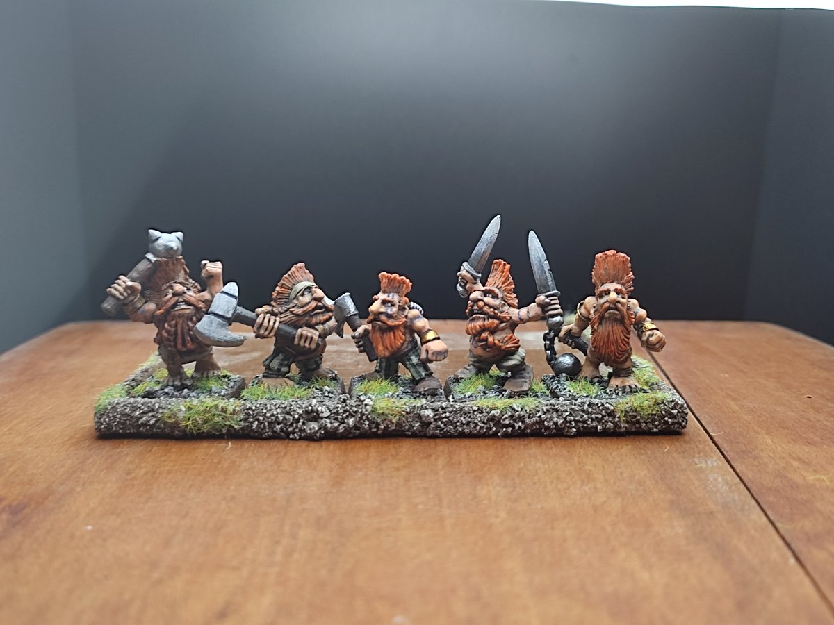 ACPR_prod's tweet photo. Troll slayers full serie
MM16 part 2 - 1990 - Marauder Miniatures
#warhammer
#warhammercommunity
#warhammerart
#oldhammer
#dwarfs
#trollslayers https://t.co/2xM2dihGS3